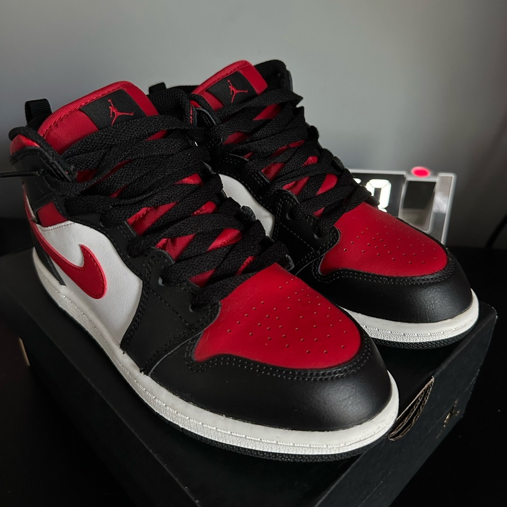 Nike Kids Sneakers - Red, Black, and White